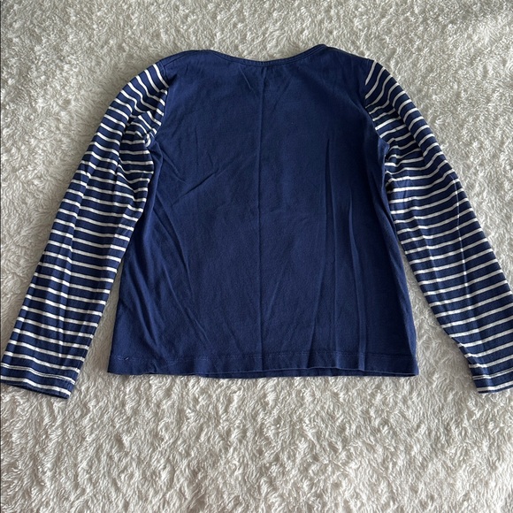 Mini Boden girls size 8-9 blue knit shirt print of animals wearing a scarf - Picture 4 of 4